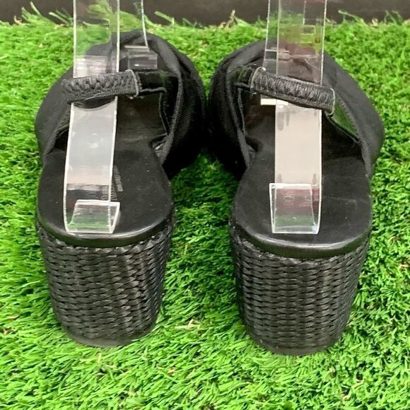 Donald J. Pliner Slingback Woven Wedge Sandals. - Picture 5 of 11